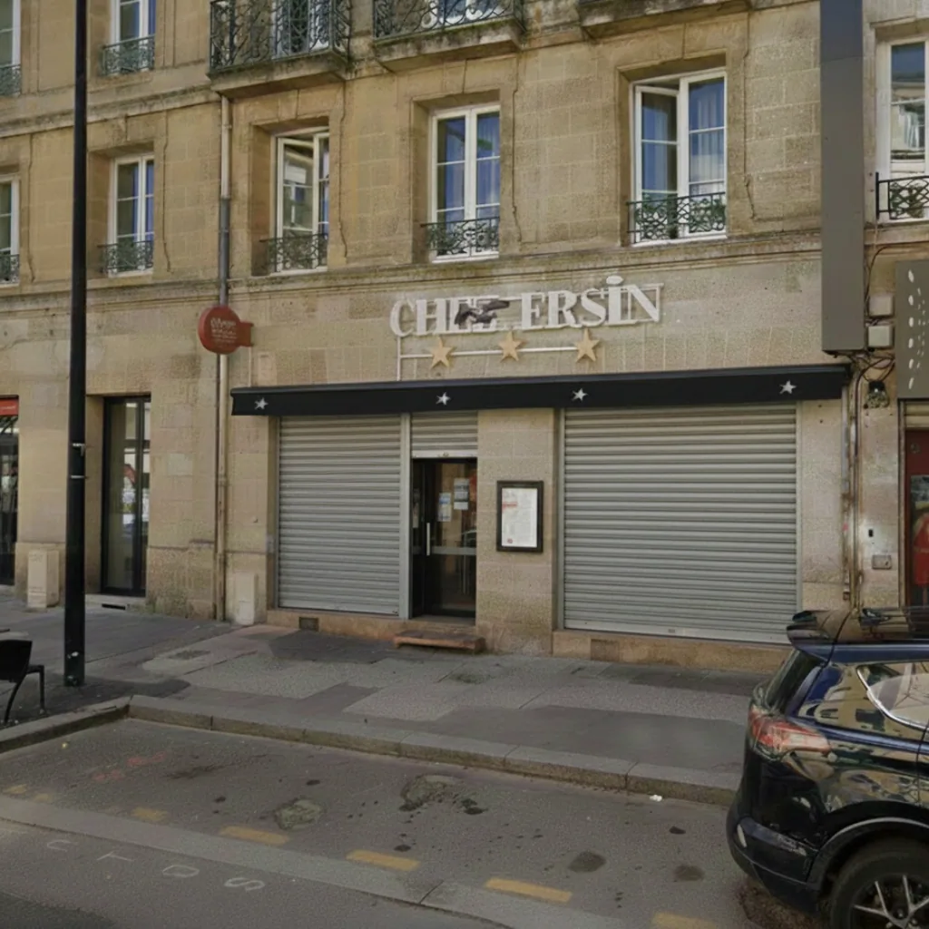 Installation et pose de rideau métallique à Paris 16